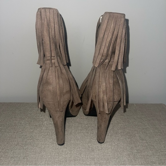 BUCCO SUEDE FRINGE PLATFORM BOOTS - Picture 2 of 10